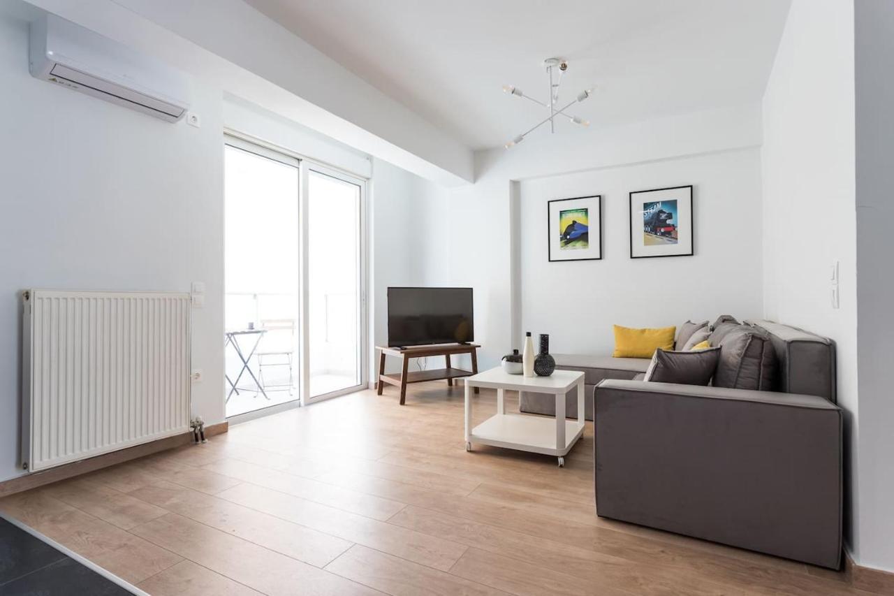 Stunning Flat With Lovely Terrace & Parking Garage Athens Exterior photo