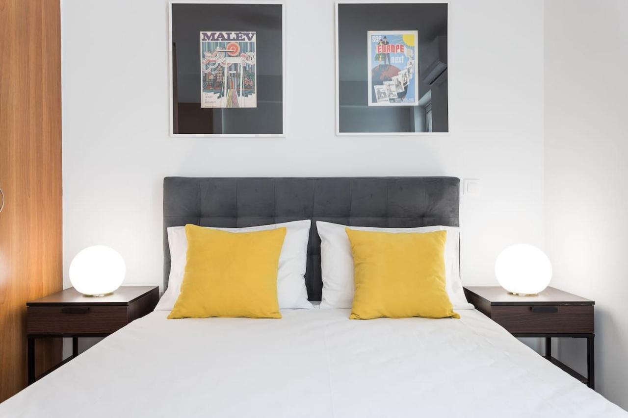 Stunning Flat With Lovely Terrace & Parking Garage Athens Exterior photo