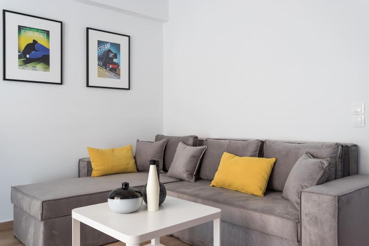 Stunning Flat With Lovely Terrace & Parking Garage Athens Exterior photo