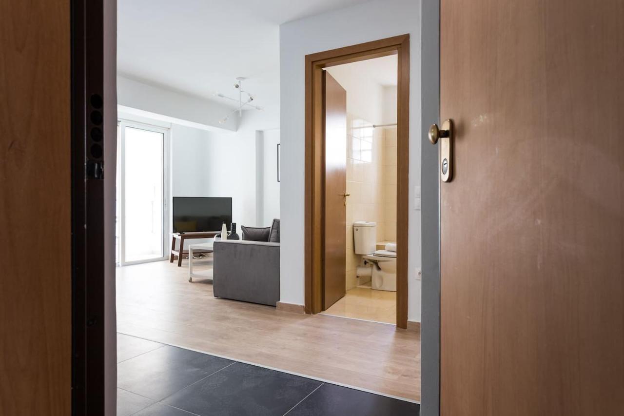 Stunning Flat With Lovely Terrace & Parking Garage Athens Exterior photo