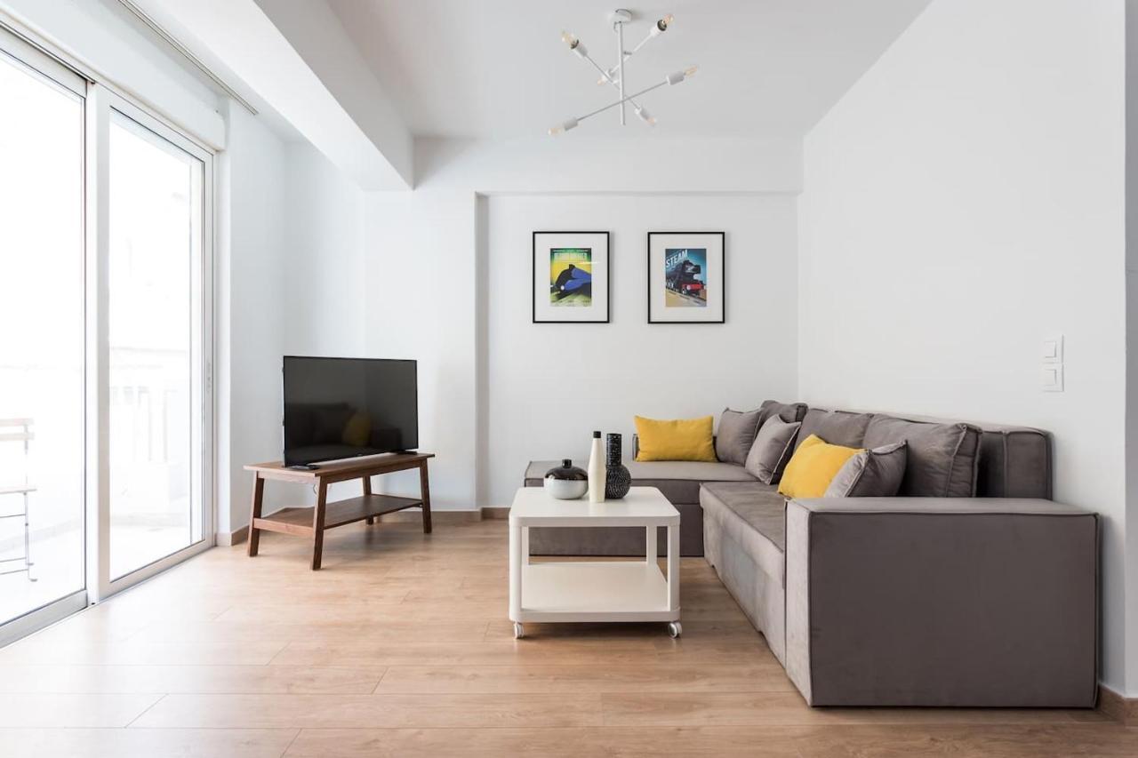 Stunning Flat With Lovely Terrace & Parking Garage Athens Exterior photo